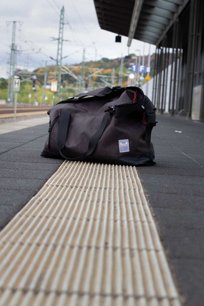 Bolso de viaje con sierre TROIKA , hasta 15 kg4