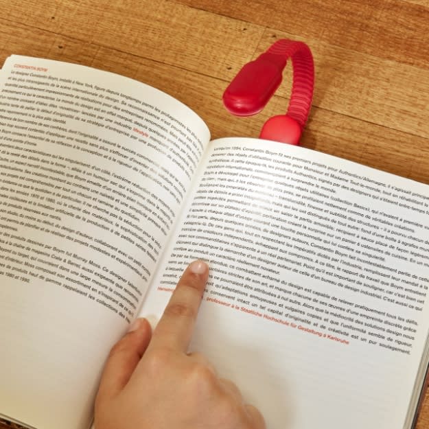 Luz De Lectura Kikkerland  Clip De Libro Rojo Recargable4