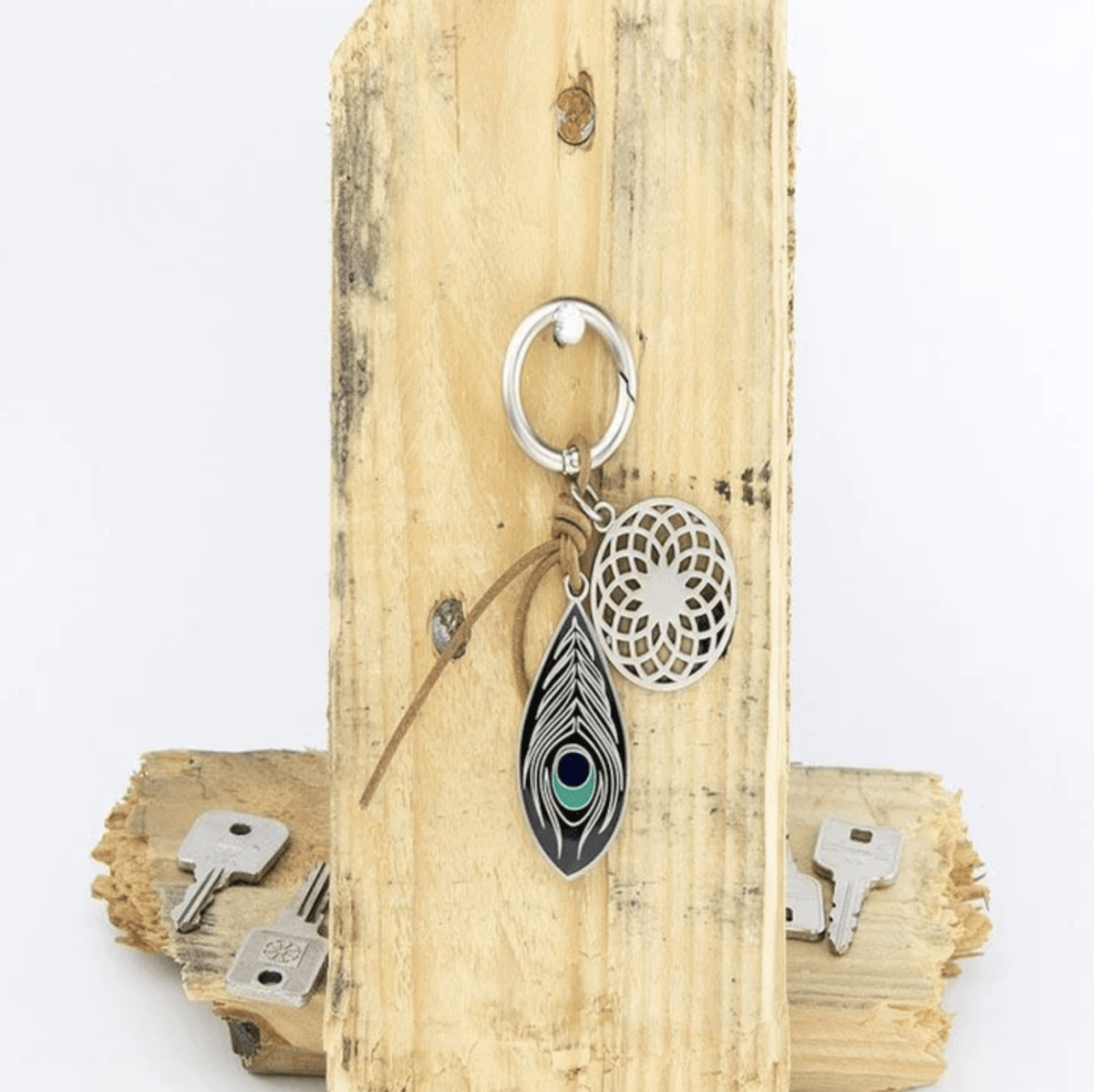 Llavero Troika Colgante Pluma De Avestruz4