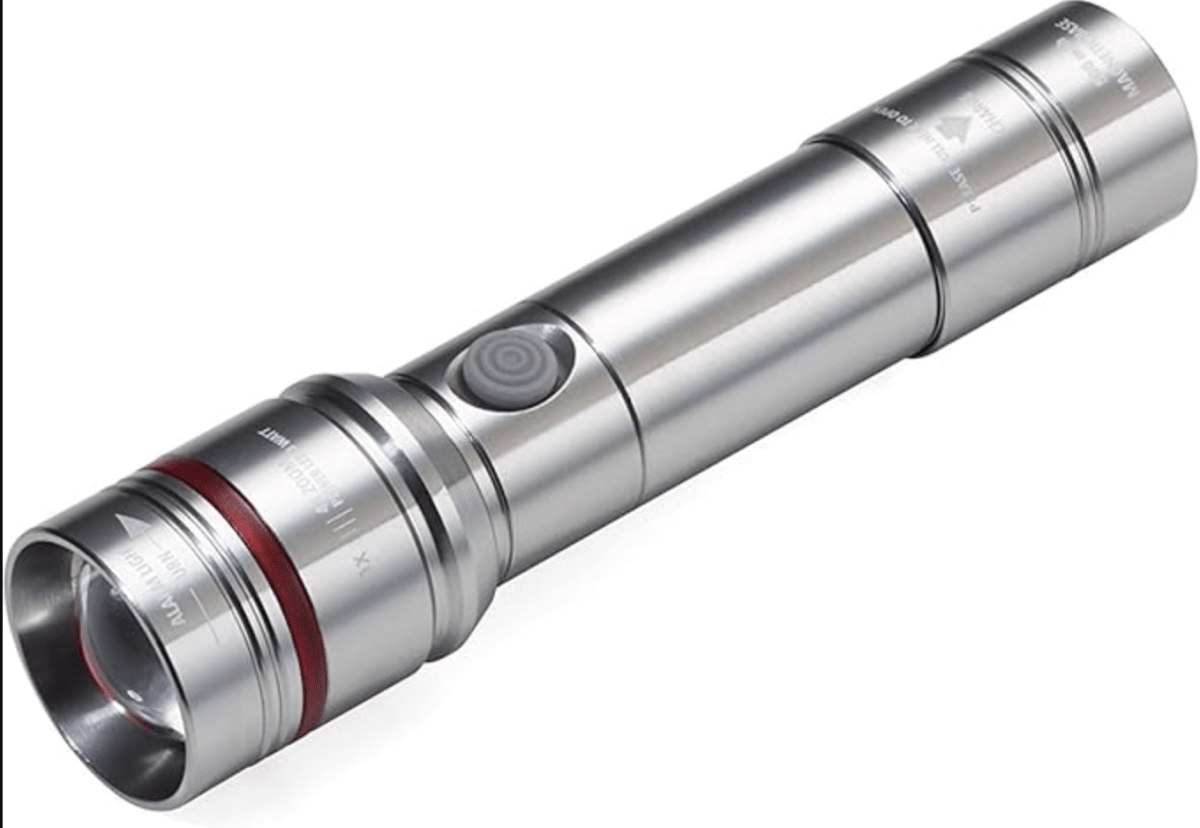 Linterna Troika  Cargador en autos, 1