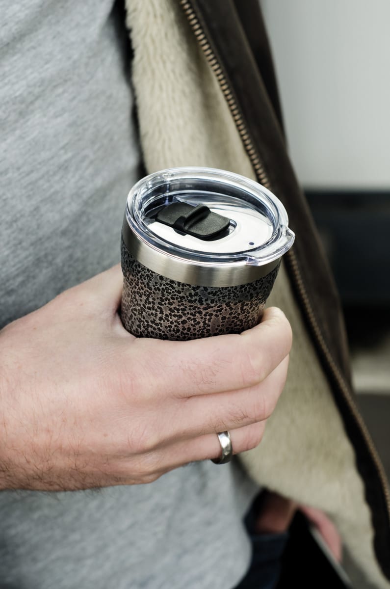 Taza térmica Troika  para bebidas calientesTitanio3
