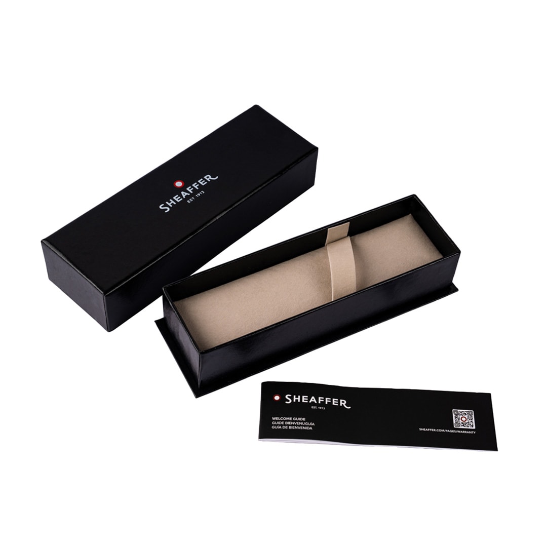 Pluma Fuente Sheaffer VFM Cromo Pulido GT punto mediano (SHFER)4