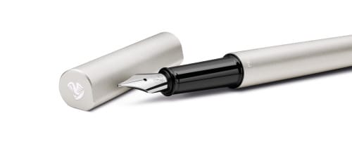 Pluma INEO Elements Caja de metal Clearing Breeze2