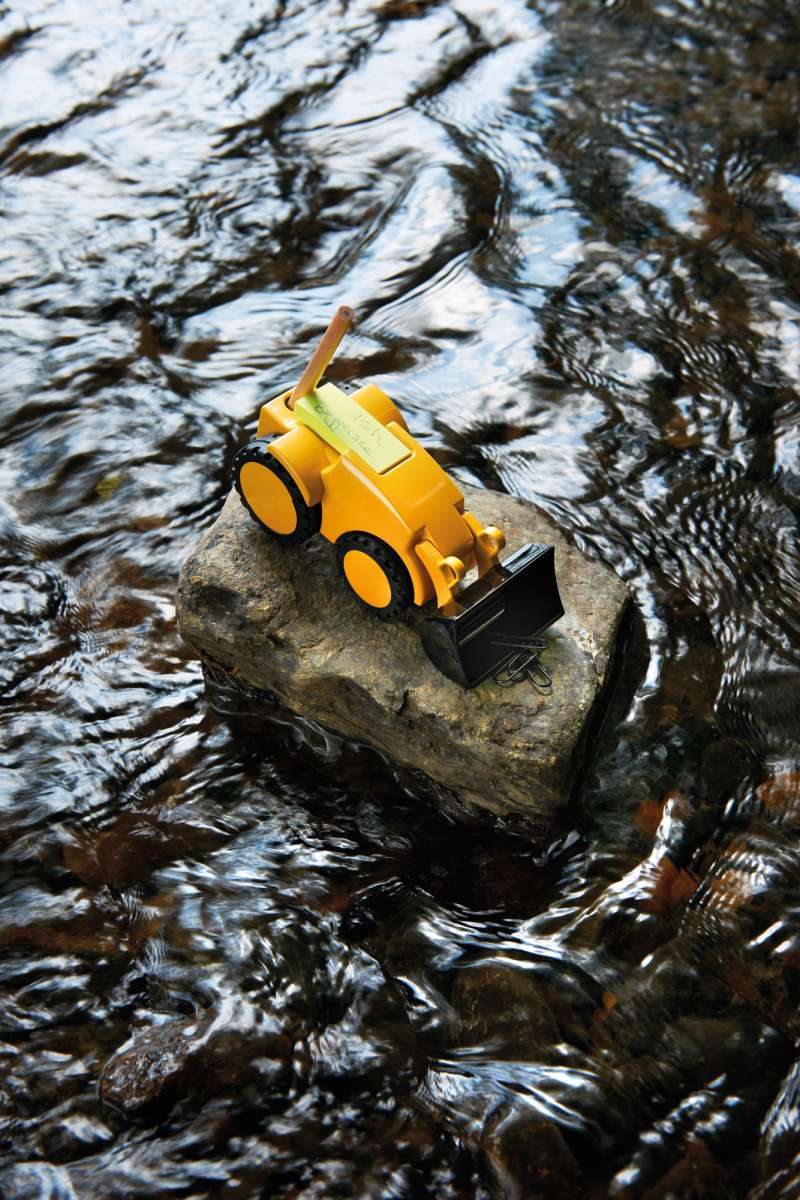 clip para papel TROIKA  