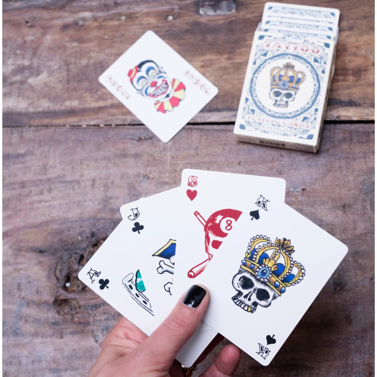 Juego de Cartas Kikkerland Tattoo3