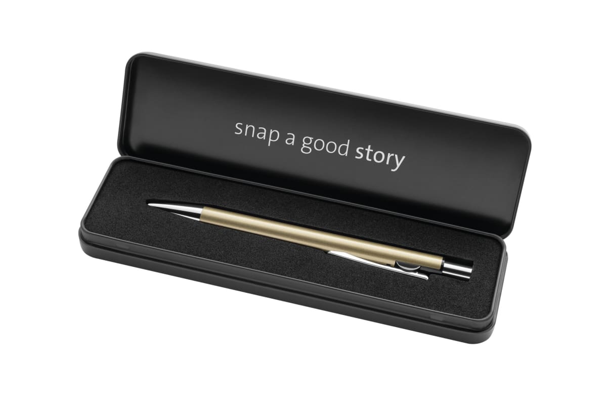 Bolígrafo Pelikan Snap - Caja de metal Gold7