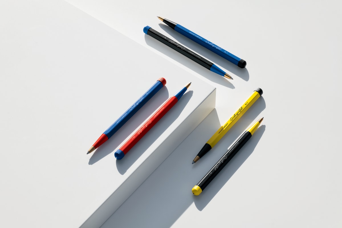 Bolígrafo leuchtturm1917 Tinta Azul Drehgriffel Nr.1 Sky2