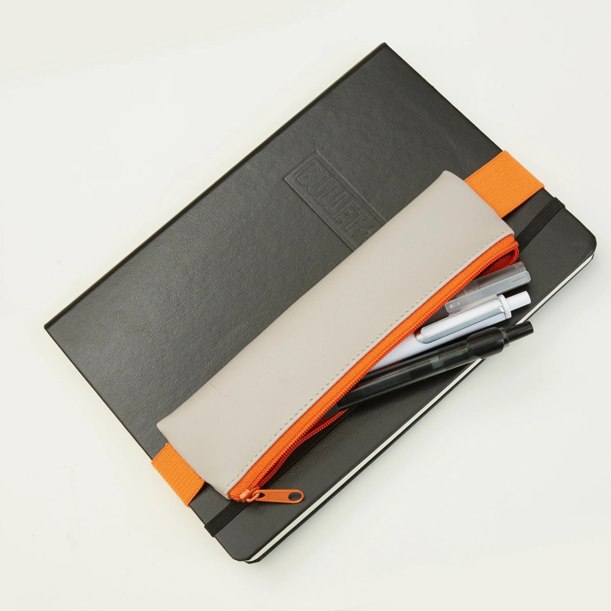 Estuche Kikkerland Lápices5