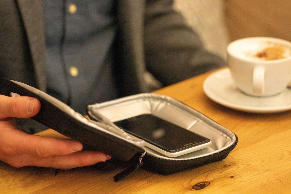 UV limipiador TROIKA  elimina el 99,9% de los virus9