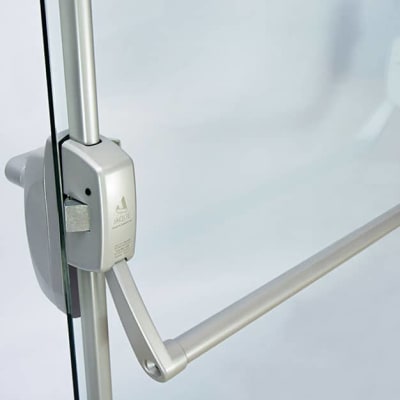 Soporte para puertas de vidrio templado para montaje de barras antipánico JAQUE T371-04 Soporte para puertas de vidrio templado para montaje de barras antipánico JAQUE T371-04