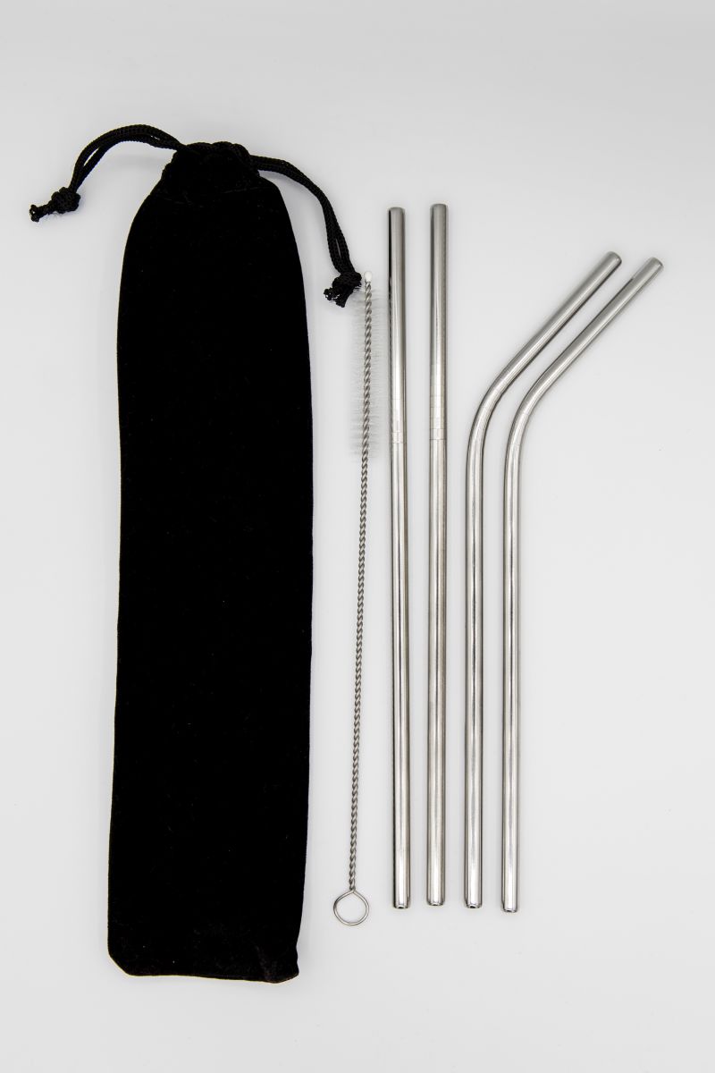 Pack 4 Bombillas de Acero Inoxidable con Cepillo y Estuche 1 Pack 4 Bombillas de Acero Inoxidable con Cepillo y Estuche 1