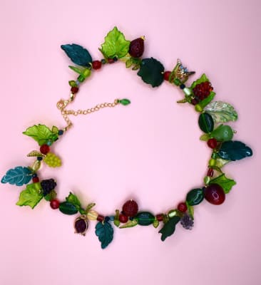 collar 002 rojo y verde gold