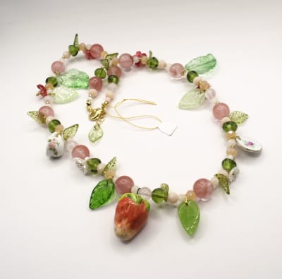 collar 017 frutilla y te