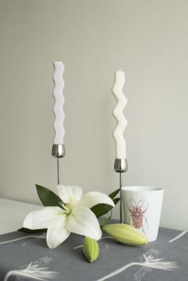 VELA FORMAS LILA 23 CM x 2 CM