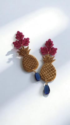 PIÑA FLORA COLGANTE MAGENTA1