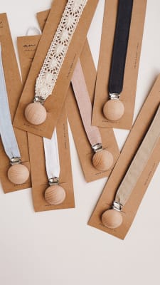 Anylu Portachupete de Lino Beige