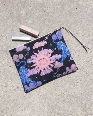 Estuche Tigress Duality - Color negro, tela lona, cremallera dorada1