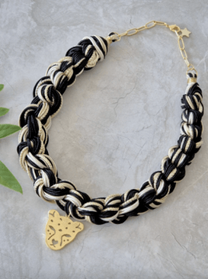 Collar Desenrédate Negro Beige