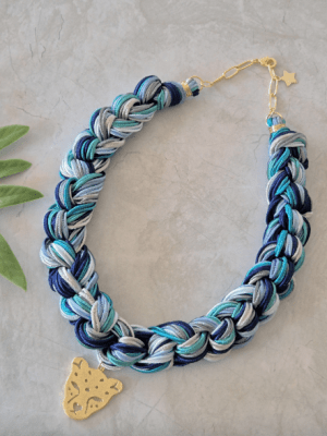 Collar Desenrédate Azul