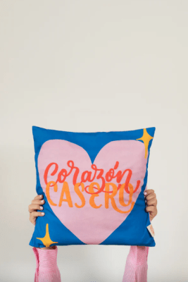 Cojín Caseritas1