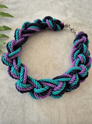 Collar Entrelazado Morado1