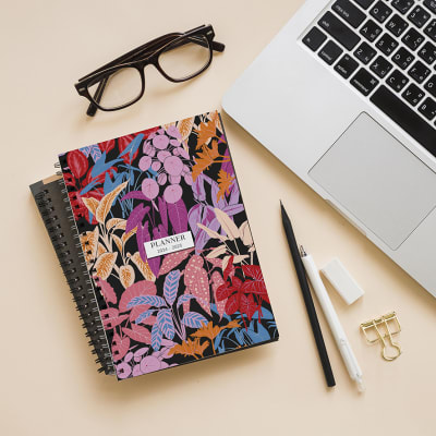 Agenda 2024 - Carmen Ilustra5