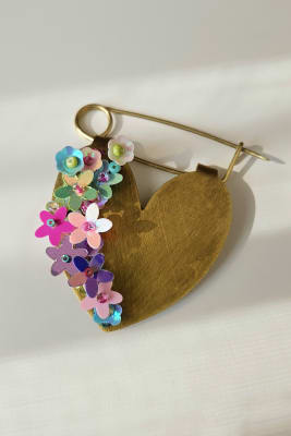 Prendedor jardines corazon