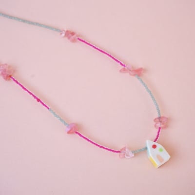 Collar casita fuccia verde agua cuarzo rosado1