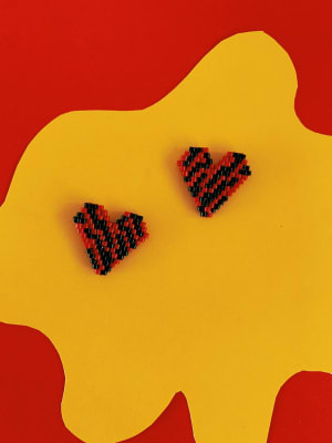 Aros corazón rojo negro