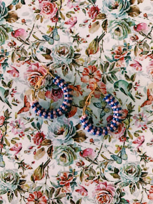 argollas pequeñas rosa pastel y morado1