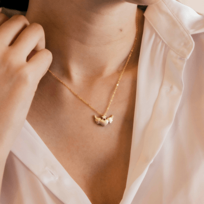 Collar corazon Alas dorado