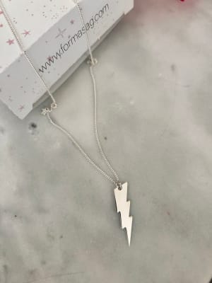 COLLAR RAYO PLATA