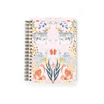 CUADERNO GOLDEN RABBIT1