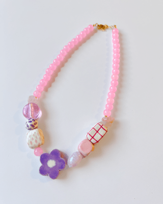 Collar Victoria rosa violeta