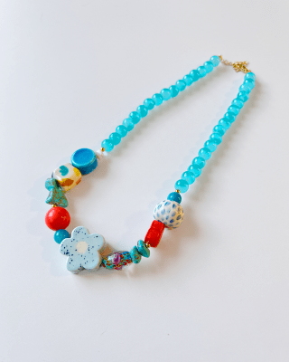 Collar Victoria turquesa celeste coral
