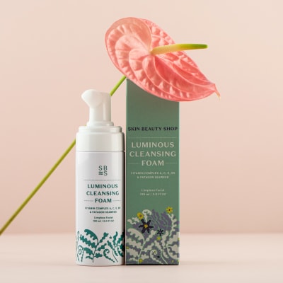 Luminous Cleansing Foam1