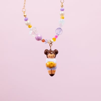 Collar Muñeca Lila con mostacillas