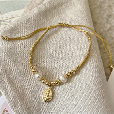 PULSERA PERLA MEDALLA