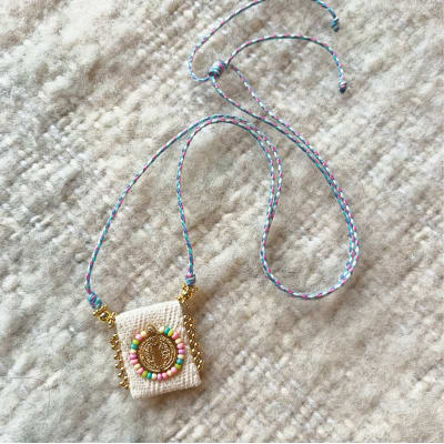 COLLAR SAN BENITO COLORES