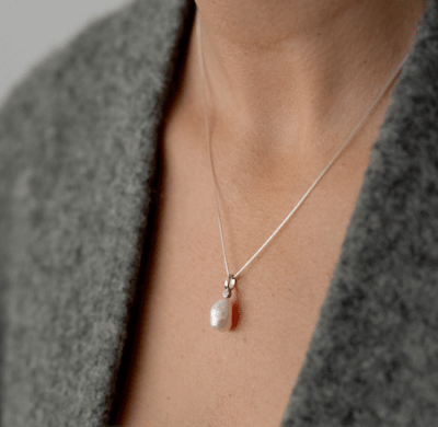 COLLAR PERLA LILY PLATA