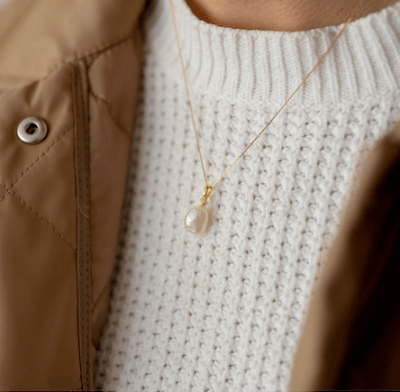 COLLAR PERLA LILY GOLD