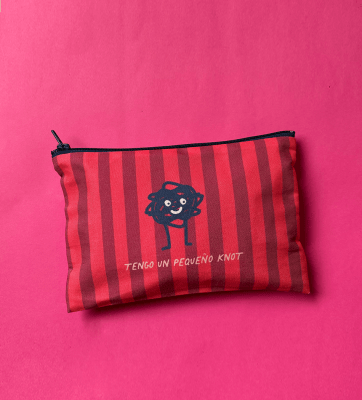 ESTUCHE TENGO UN PEQUEÑO KNOT