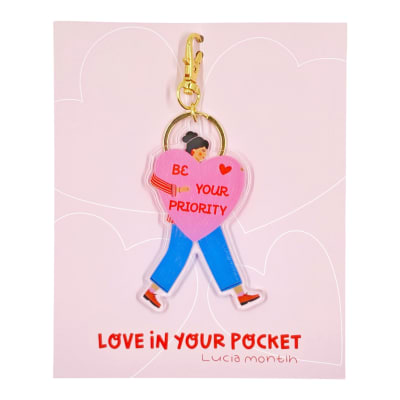 Love in your pocket - Be your priority