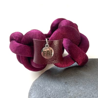 Pulsera FA! LOOP Guinda1