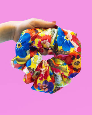 Scrunchie Flores1