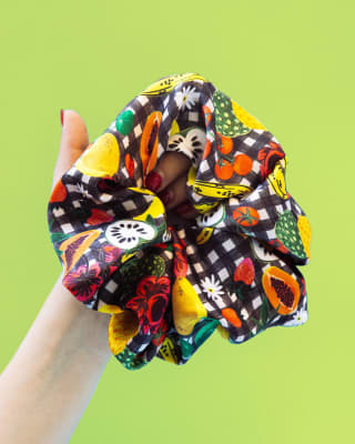 Scrunchie Frutas1