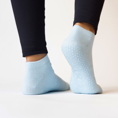 CALCETINES STUDIO HUNDRED ACTIVE CELESTE1