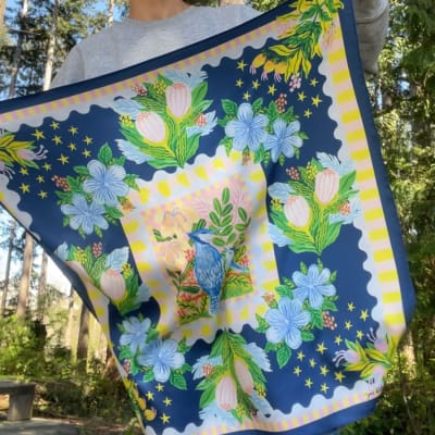 Pañuelo Bloom 70X70 Cms4