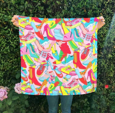 Pañuelo Scarpe 70 x 70 cms2