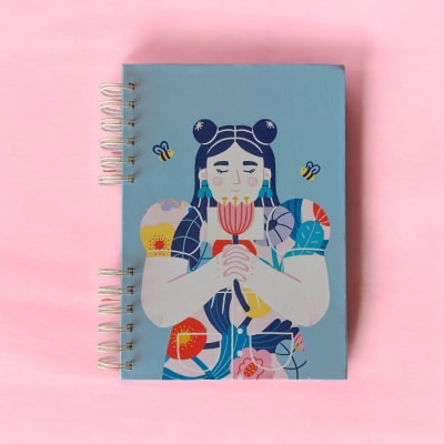 Cuaderno espiral mujer vestido pattern 15x21cm3